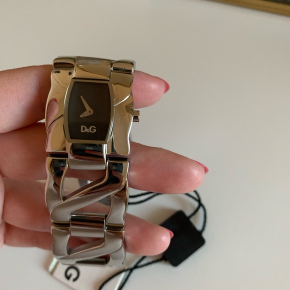 Dolce & Gabanna Watch - Picture 3 of 7